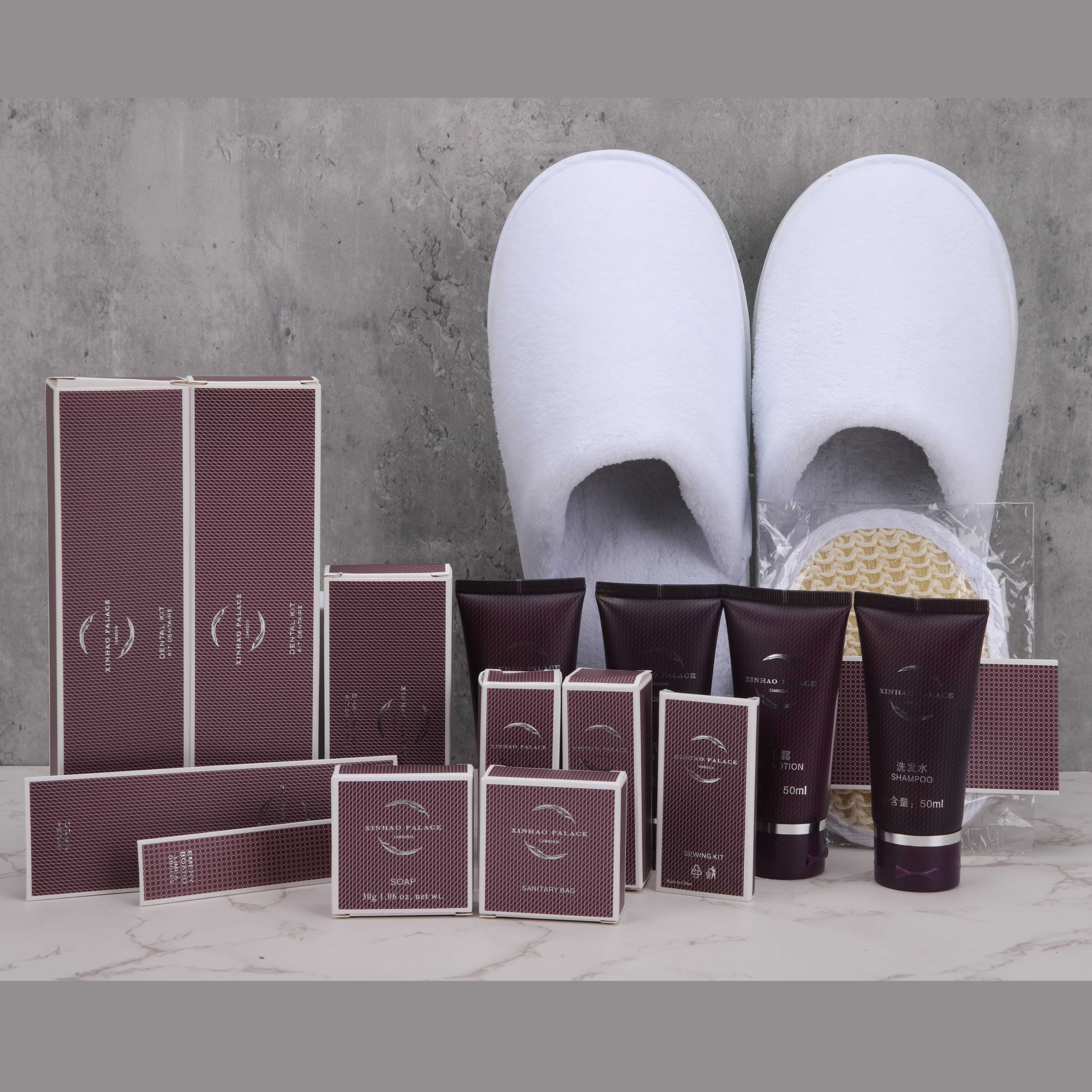 Hotel Amenity Kit 5 Star Hotel Amenities Set Luxury OEM Logo Style